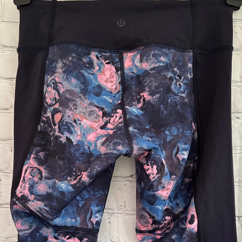 Lululemon If You’re Lucky Crop Full on Luxtreme leggings size 4